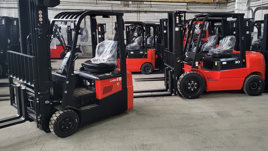 Тест-драйв складской техники на нашем складе в Кирове